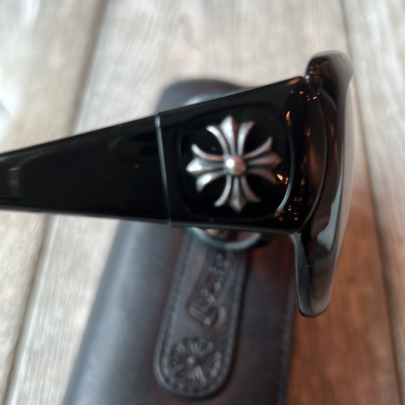 CHROME HEARTS ‘Run Yet?’ Sunglasses - Picture 7 of 11
